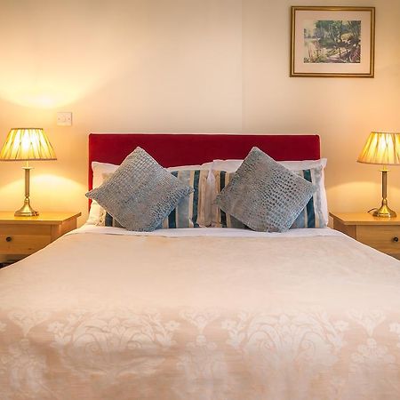 Villiers Lodge Surbiton Esterno foto