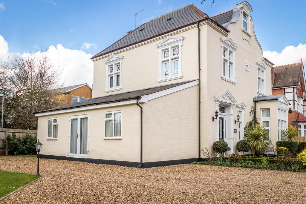 Villiers Lodge Surbiton Esterno foto